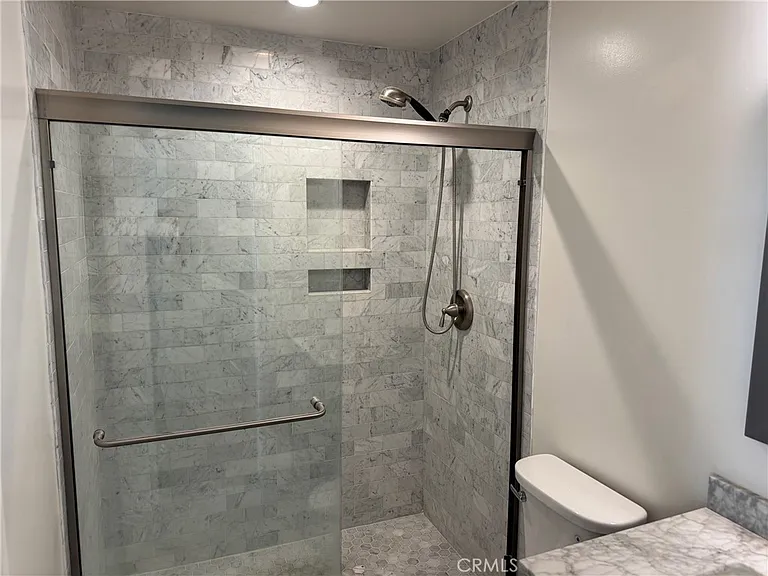 262 Park Ave #C — Photo 7