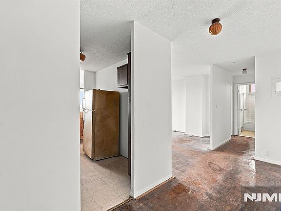 3rd image of 277 Prospect Avenue #11B