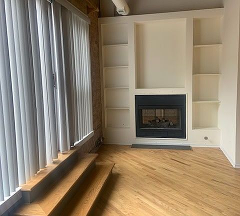 5th image of 1728 N Damen Ave APT 112