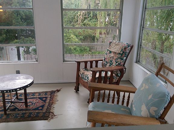 screened-in-deck