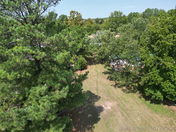 16 E 1149th Rd, Porum, OK 74455