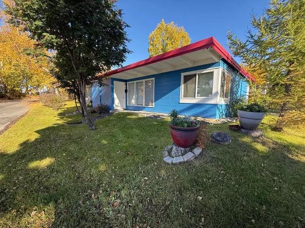 1752 W 11th Ave - SG50/50, 1752 W 11th Ave #B, Anchorage, AK 99501