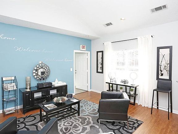 Piedmont Pointe Leasing Office