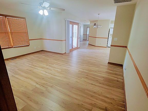 2nd image of 133 Dartmouth Dr