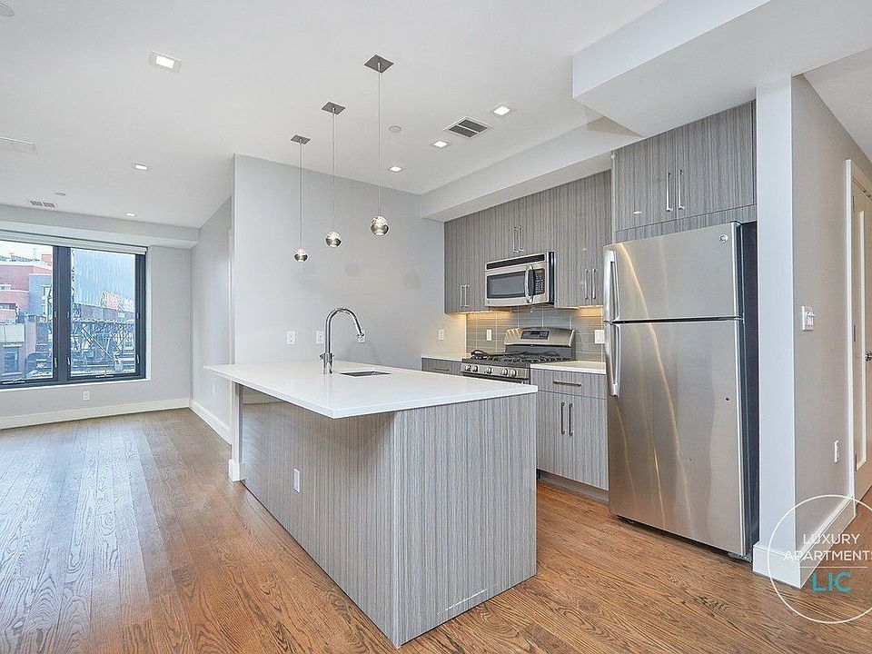 1st image of 2718 Hoyt Ave S APT 6B