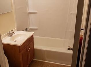 56 Chipley Dr, Newport News, VA 23602