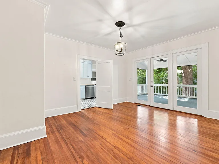 407 Coolidge St #A — Photo 12