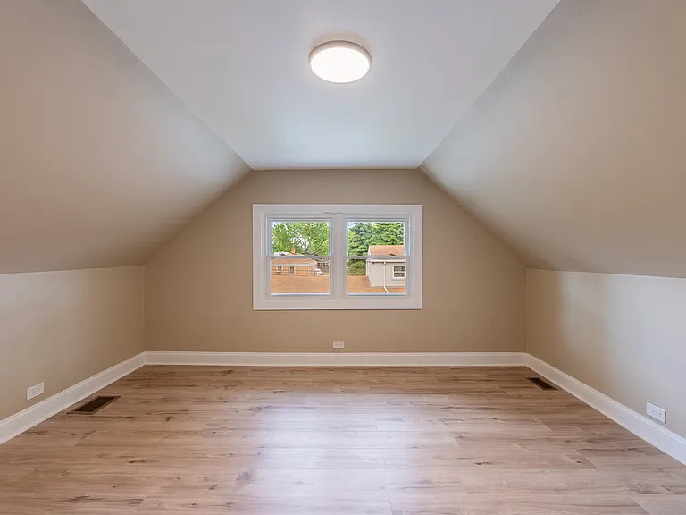 4341 Wisconsin Ave — Photo 18