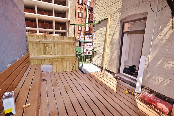 Rented by Bold New York | media 38