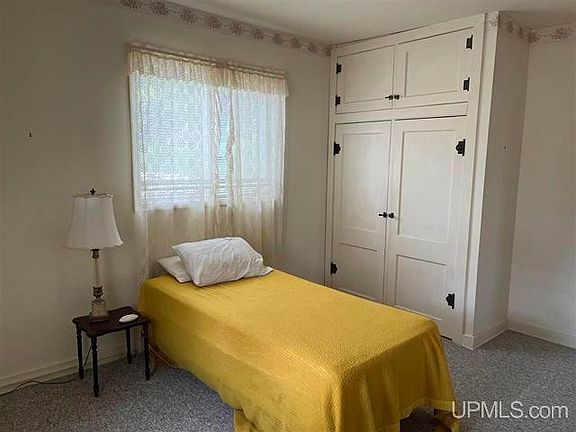 5th image of 606 S Mine St #S