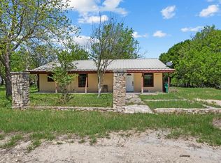 106 Mesquite St, Blanco, TX 78606