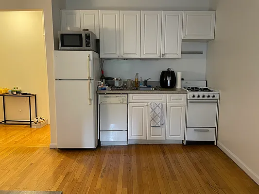 Rented by AJ Clarke | media 20