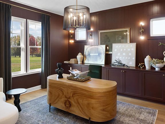 The Crestwood Home Office