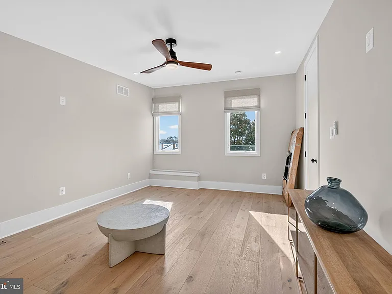 32 Adams St NW — Photo 31