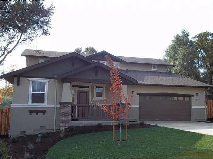 4004 Braxton Ln photo 1