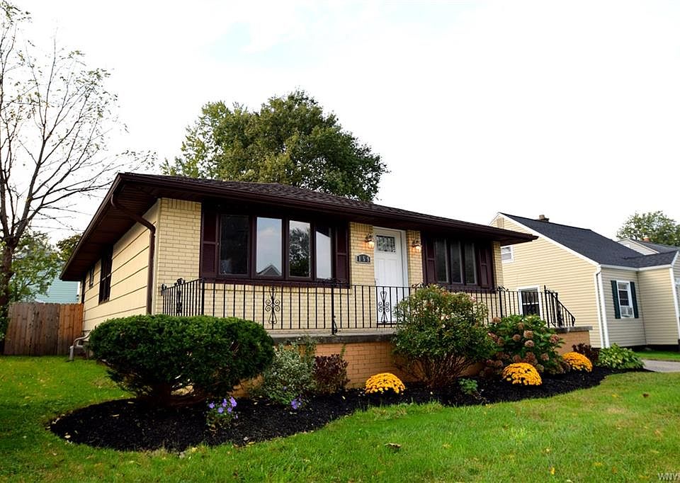 1st image of 159 Cantwell Dr
