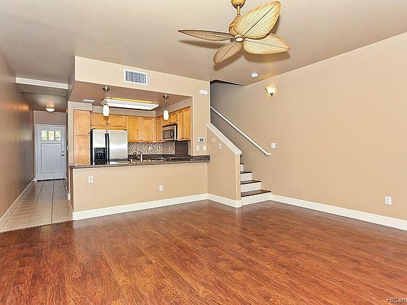 3rd image of 92-1536 Aliinui Dr #1202