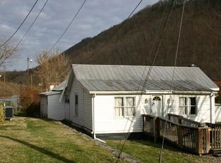 157 Lick Skillet Rd, Saltville, VA 24370