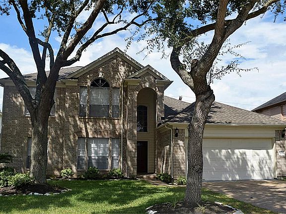 2nd image of 3005 Colony Dr