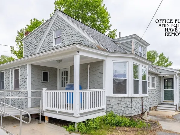 18 Main St, Templeton, MA 01468