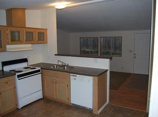 8 Forrestwood Ln, Idleyld Park, OR 97447