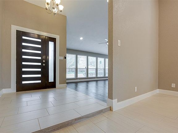 4th image of 12939 Pennystone Dr