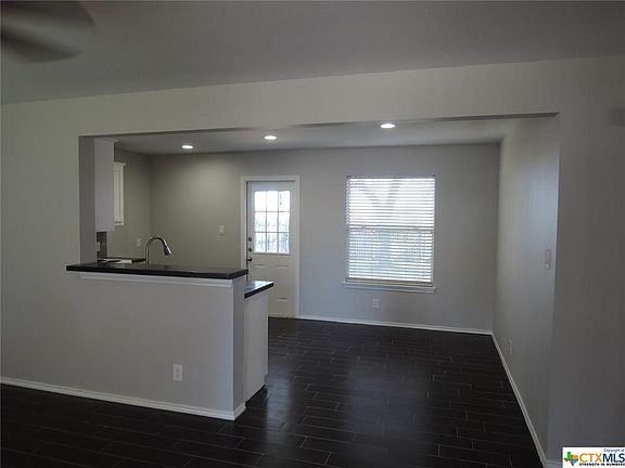 2nd image of 503 Arabian Dr