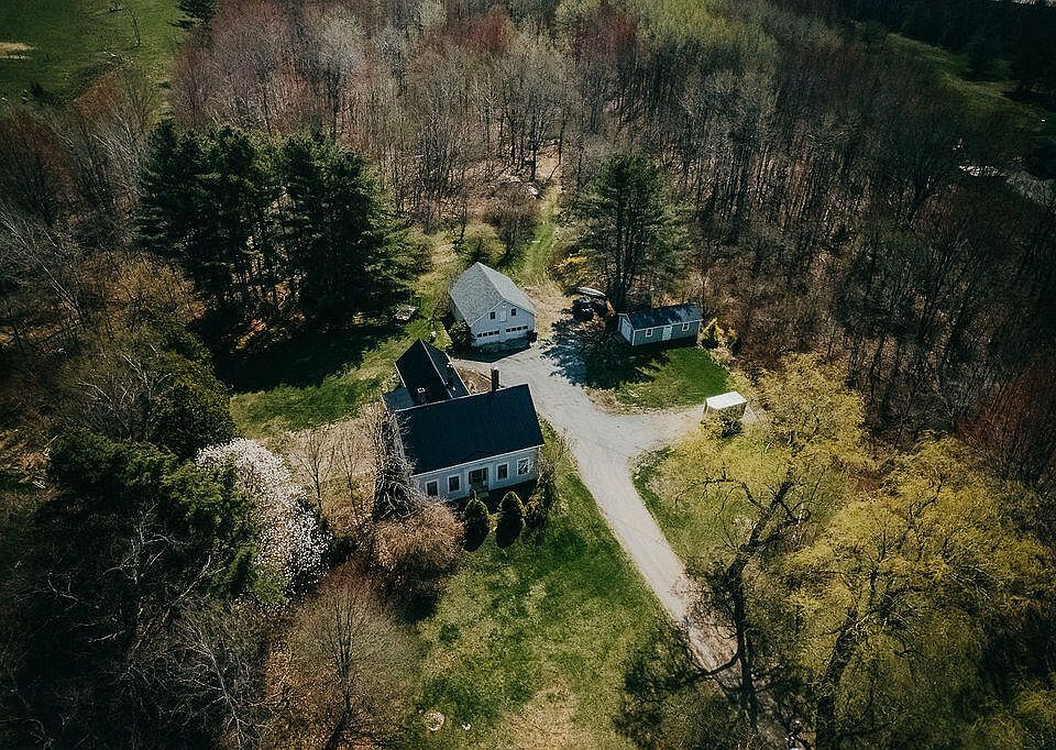 1st image of 1083 River Road