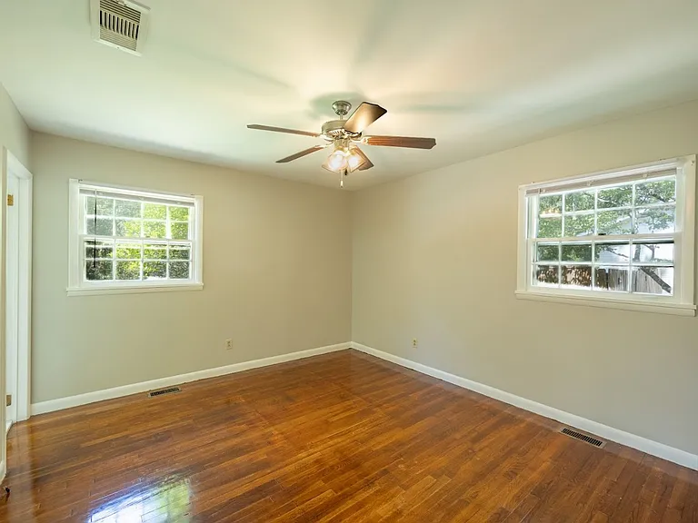 104 Herty Dr — Photo 14