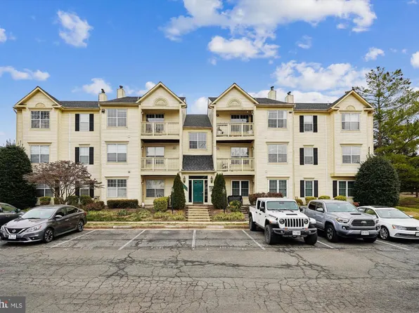 10998 Koman Cir APT 204, Manassas, VA 20109