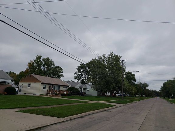 5th image of 3146 Evelyn Ave