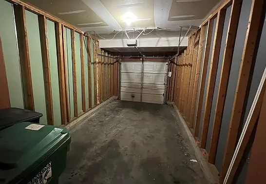 3931 Fountain Village Ln — Photo 29