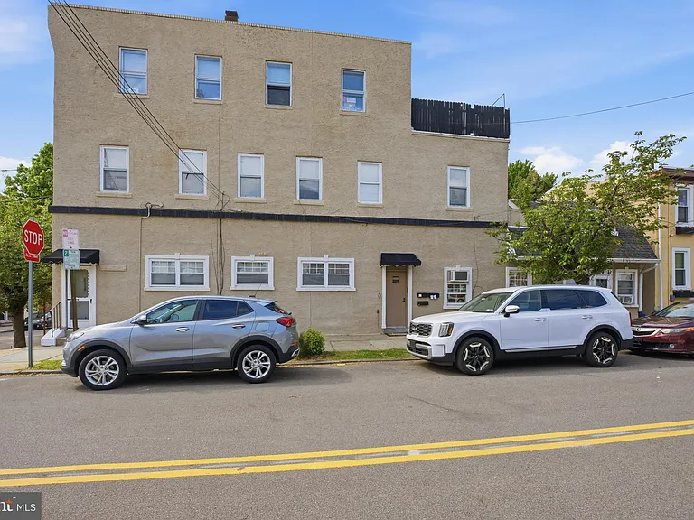 3309 Conrad St #2 — Photo 11