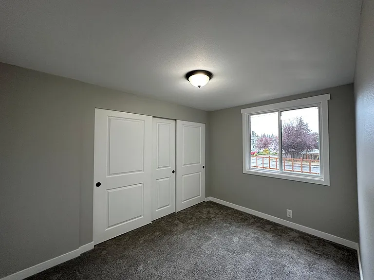 3113 Harold Dr SE — Photo 6