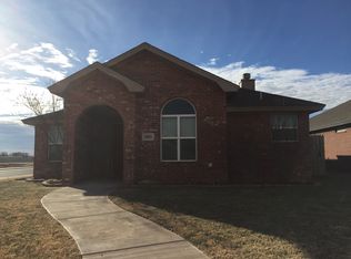 5825 103rd St, Lubbock, TX 79424