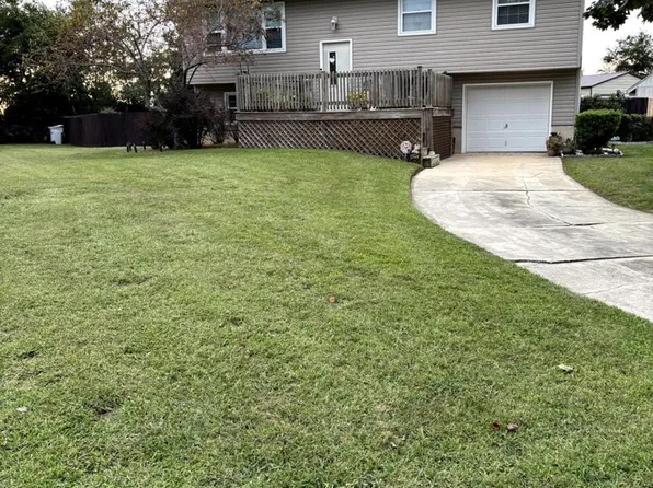 2140 Berkeley Dr, Vineland, NJ 08361