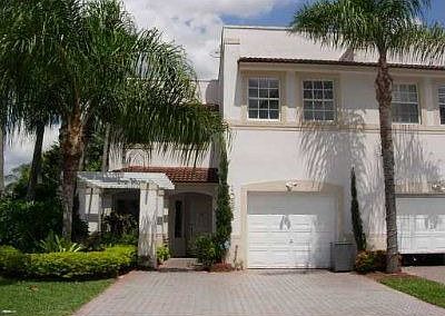 2nd image of 10975 NW 63rd St