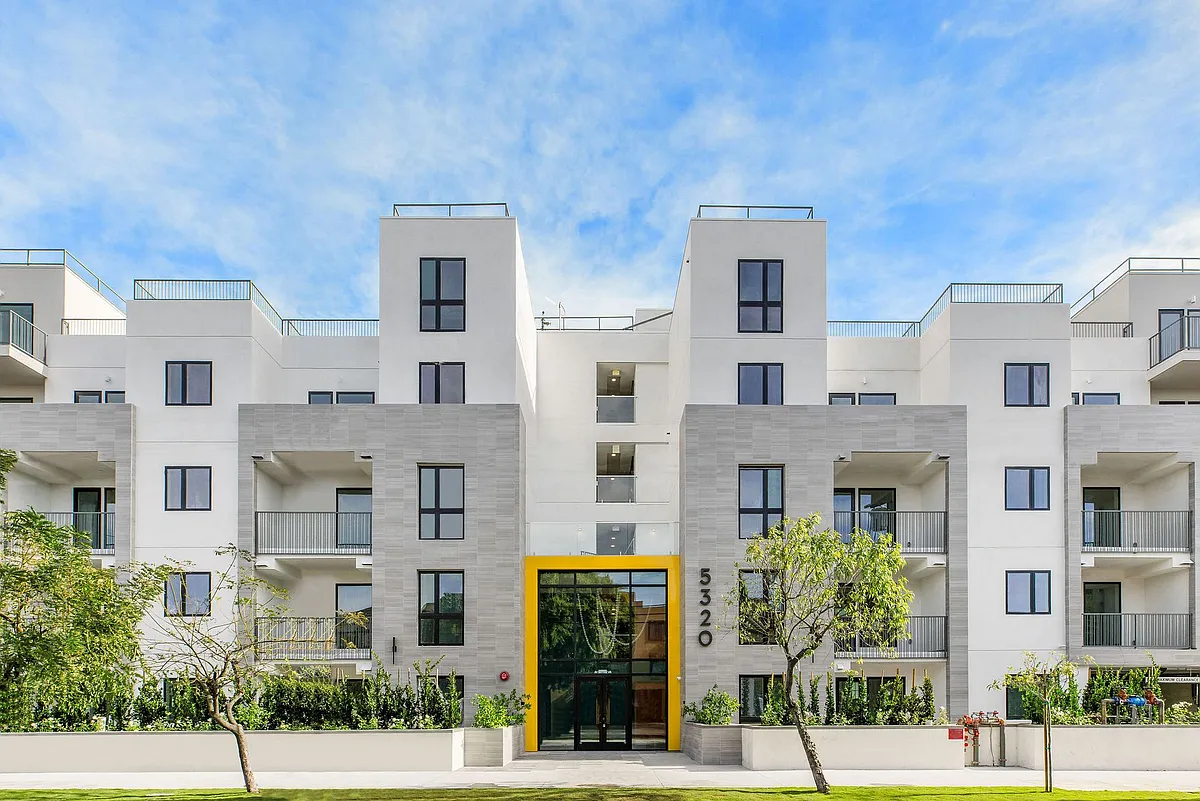 Building Photo - 5320 Cartwright Ave