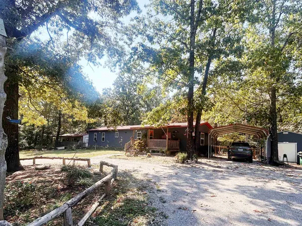 509 River Rd, Hardy, AR 72542