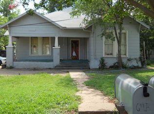 611 N Anglin St APT A, Cleburne, TX 76031