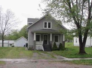 202 N Locust St, Sweet Springs, MO 65351