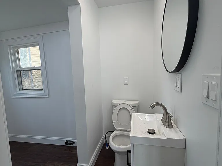13 Grant St — Photo 4