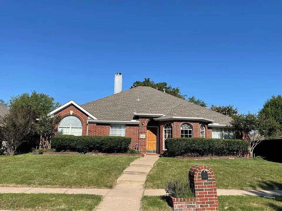 1425 Landsford Dr