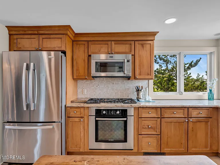 1501 Ocean Ave — Photo 19