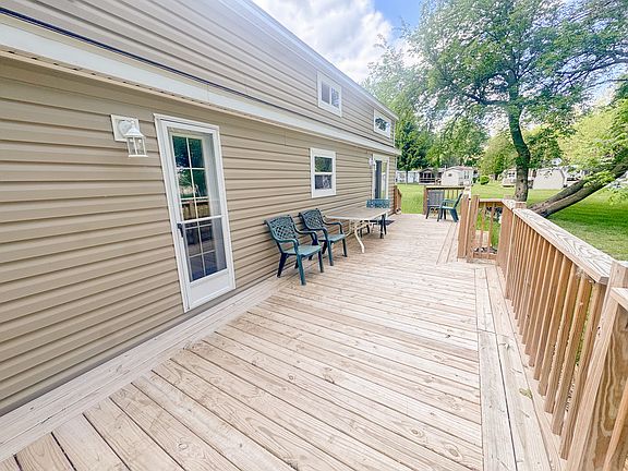 5th image of 24/48&49 Woodhaven Dr E