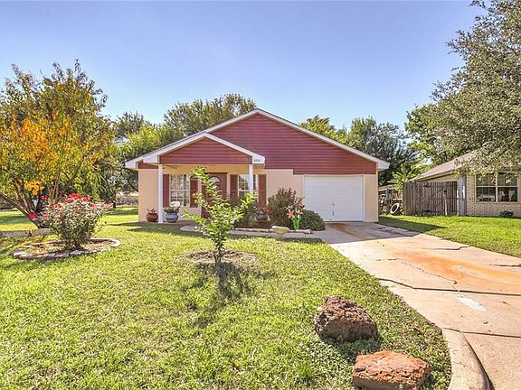 5th image of 9208 Christopher Cir