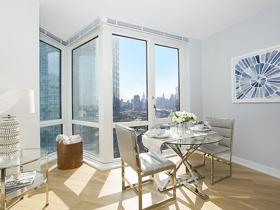 3rd image of 4325 Hunter St APT 3306W