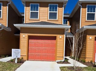 6823 Lake Mist Ln, Jacksonville, FL 32210