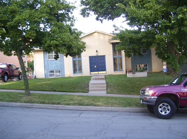 659 17th St APT 12, Des Moines, IA 50314