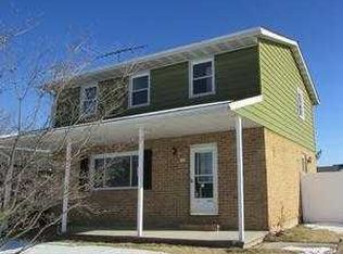 25 Fairground Ave, Taneytown, MD 21787